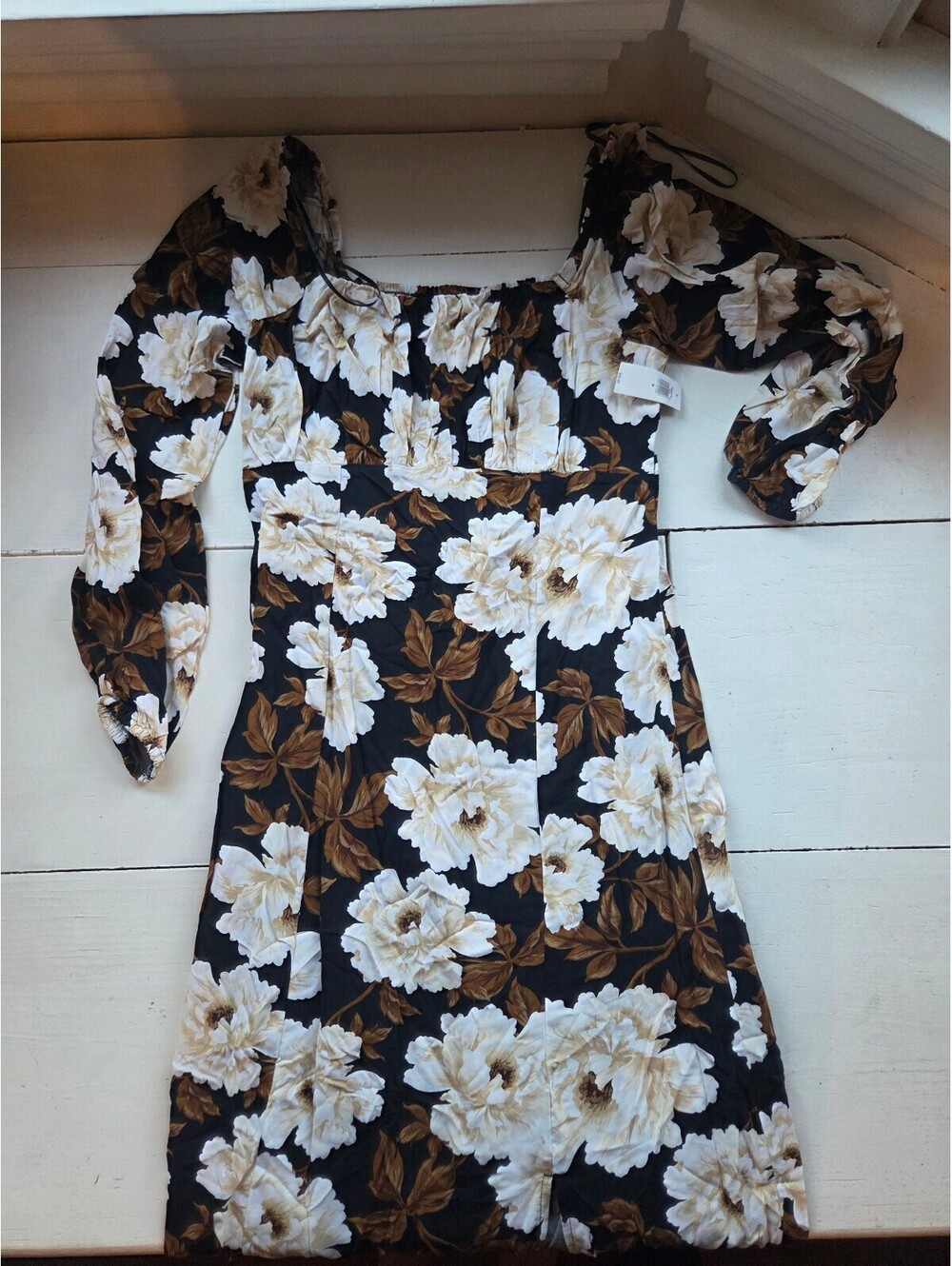 Old Navy Medium Floral Print Dress with Puff Sleeves